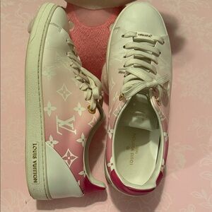 Louis Vuitton Women's Sneakers in Pink and White